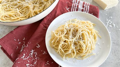  Cacio e Pepe:  Bir Klasik İtalyan Makarna Lezzeti ile Kendinizi Ödüllendirmeye Hazır Mısınız?